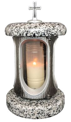 Lampy z granitu Pokostivka na pomniku, kolor szary